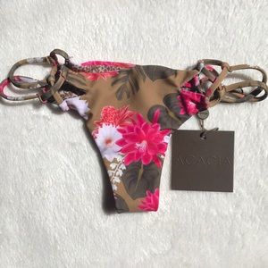 ACACIA Molokini Bottom